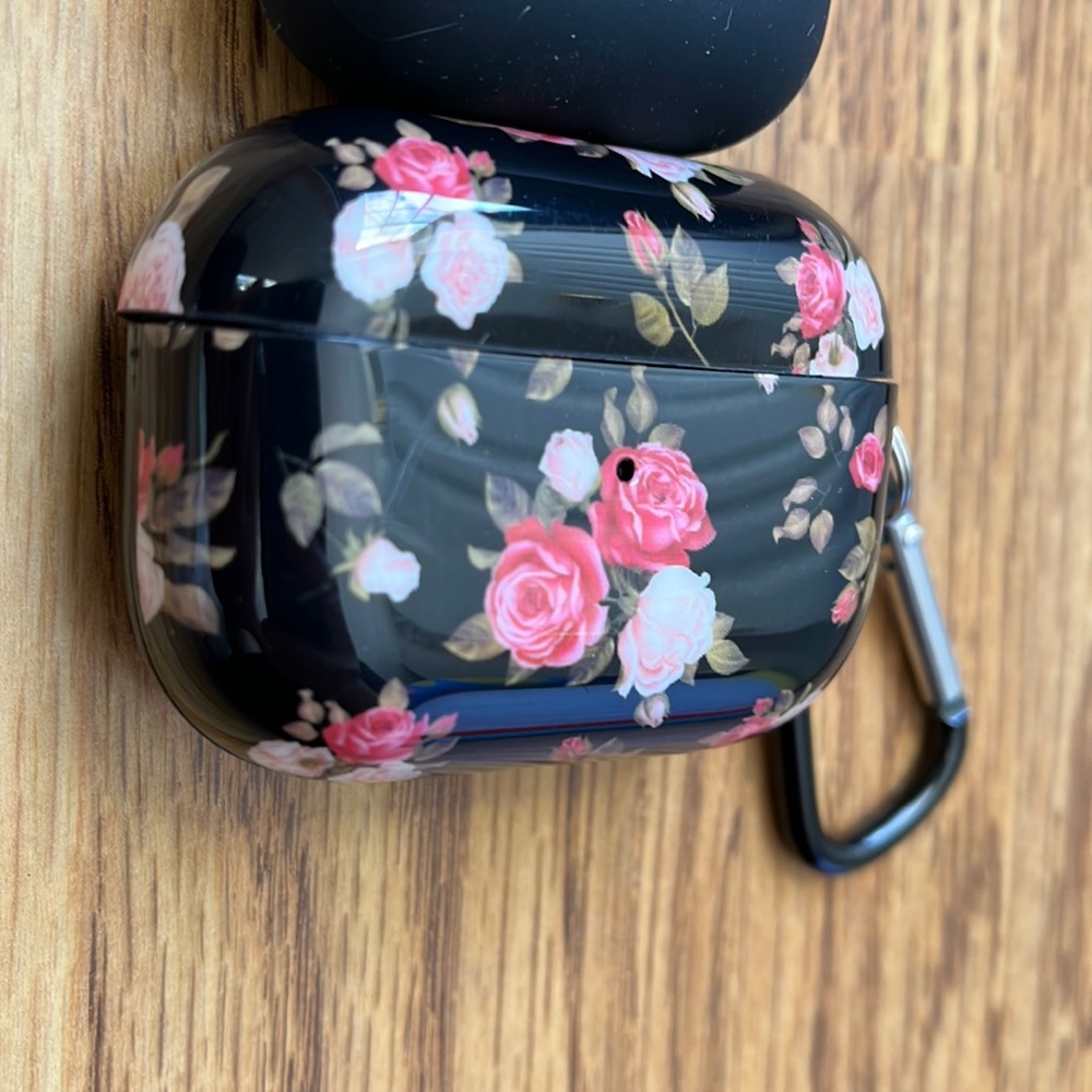 AirPods Pro Case Roses NWOT